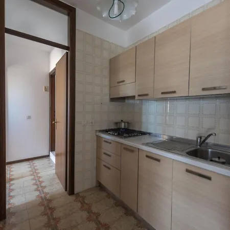 Seaside Flat With Terrace-beahost